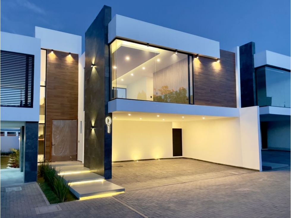 Casa Nueva en Venta Metepec en Residencial Santoveña Amplia y Lujosa — foto 2