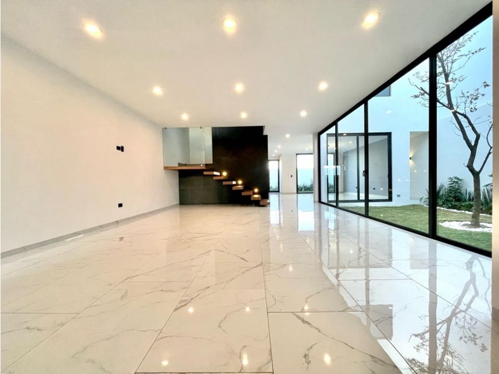 Casa Nueva en Venta Metepec en Residencial Santoveña Amplia y Lujosa — foto 3