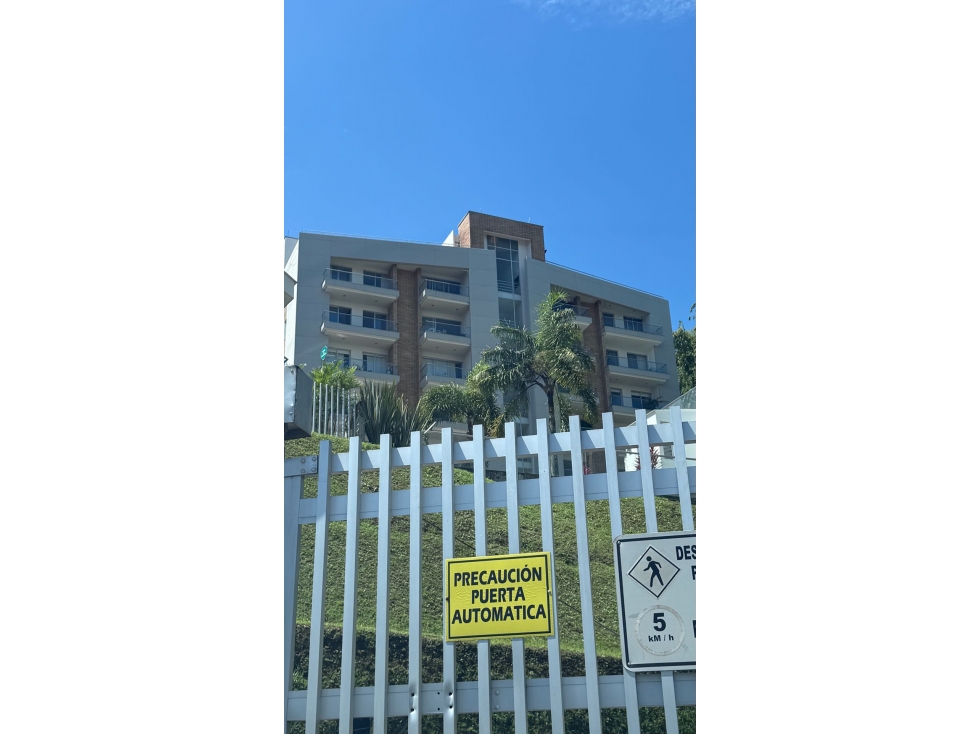 SC APTO EN VENTA EN PINARES — foto 2