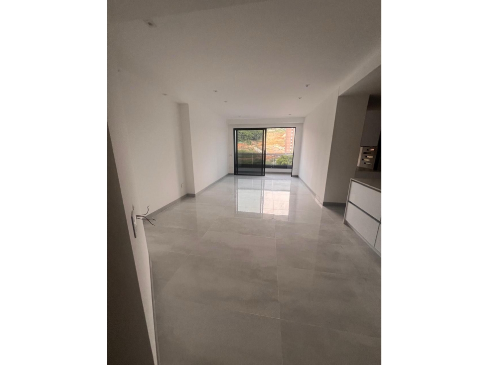 SC SE RENTA APTO EN PINARES PISO 14 — foto 2