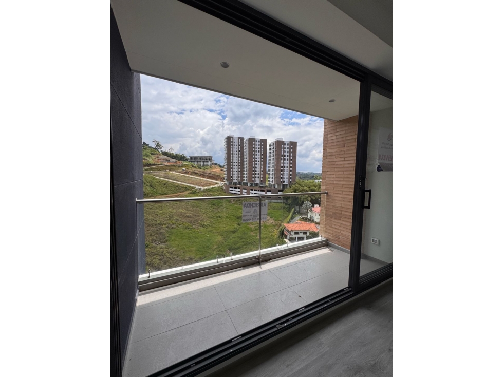 Sc Se Renta Lindo Apto en Pinares para estrenar — foto 5