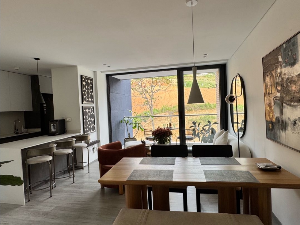 SC SE VENDE APTO EN PINARES AMOBALDO O SIN AMOBLAR — foto 2
