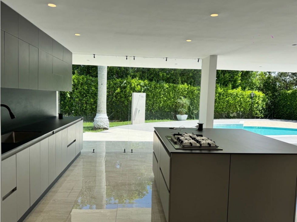 SC SE VENDE CASA CAMPESTRE EN CERRITOS