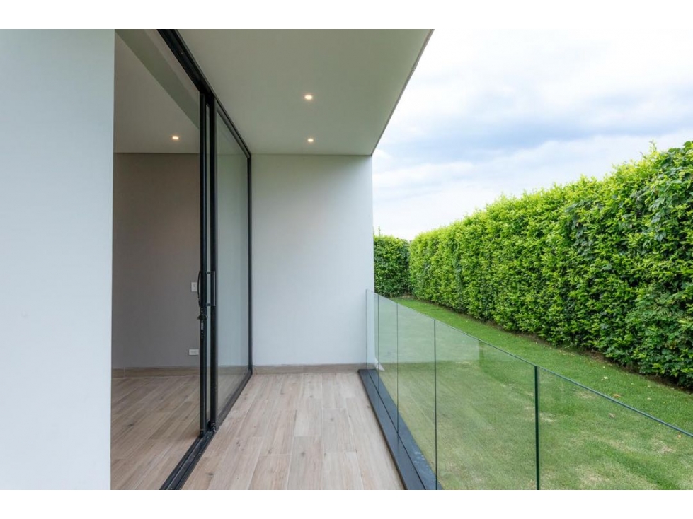SC SE VENDE ESPECTACULAR CASA EN MALABAR — foto 6