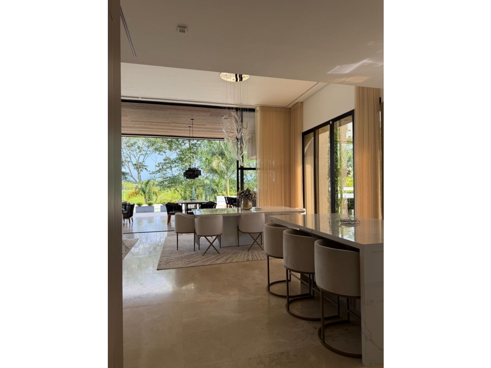 SC SE VENDE ESPECTACULAR CASA CAMPESTRE EN MALABAR