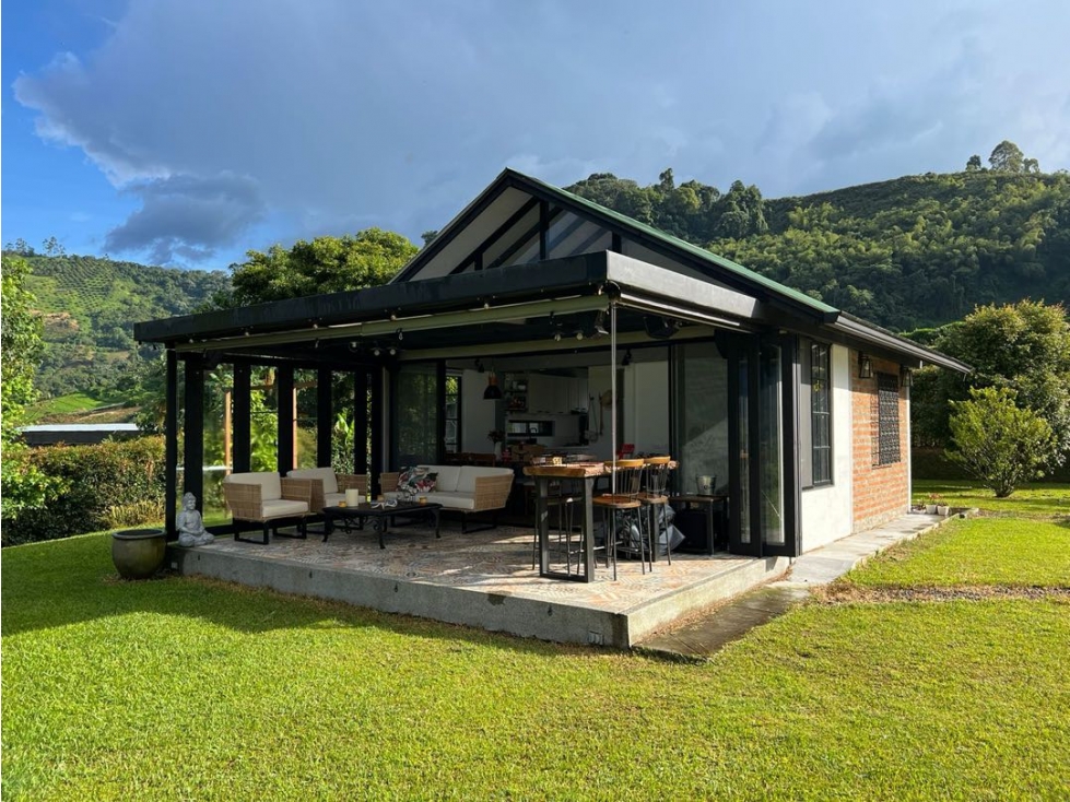 SC VENTA ESPECTACULAR CABAÑA EN LA FLORIDA — foto 2