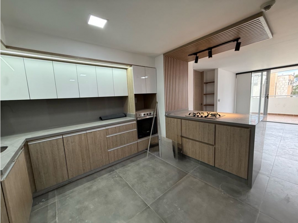 SE VENDE APARATAMENTO EN EL BARRIO LAURELES — foto 4