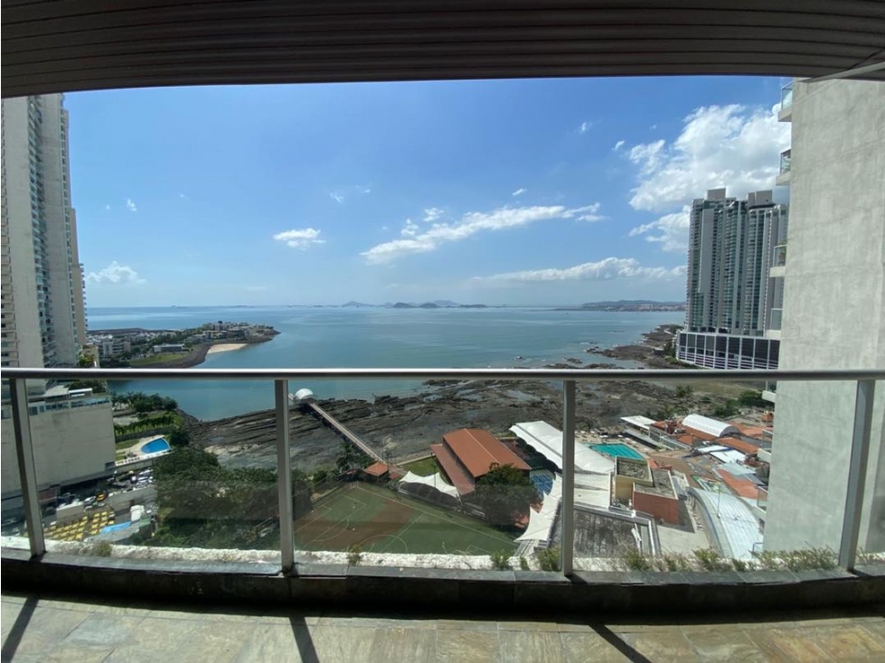 SE ALQUILA AMPLIO APARTAMENTO EN PH Q TOWER — foto 6
