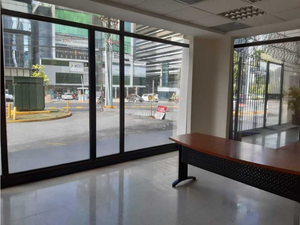 Se Alquila Amplio con Mesanine, Local de 1200 mt2 en Calle 50 — foto 6