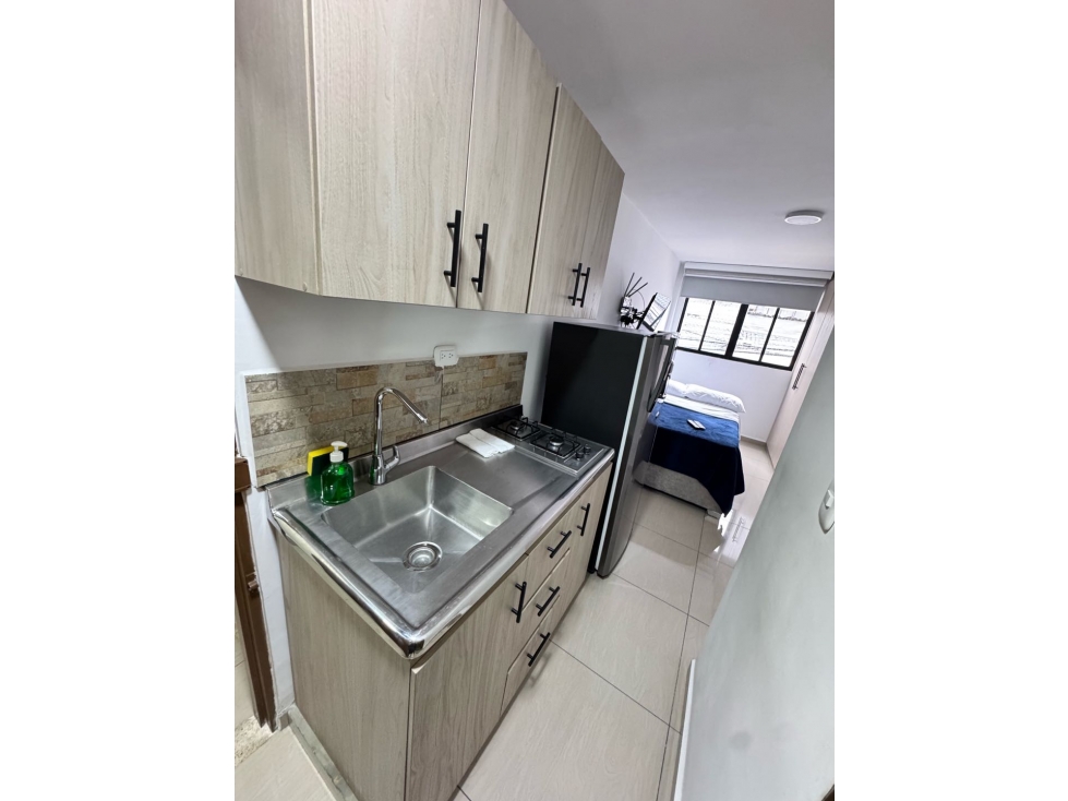 SE ALQUILA APARTAESTUDIO AMOBLADO CENTRAL EBR — foto 5