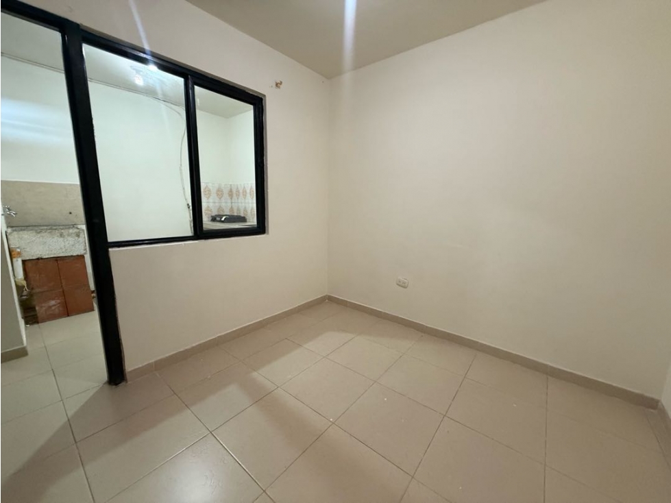 SE ALQUILA APARTAESTUDIO DOS AMBIENTES SEGUNDO PISO EL JARDIN — foto 3