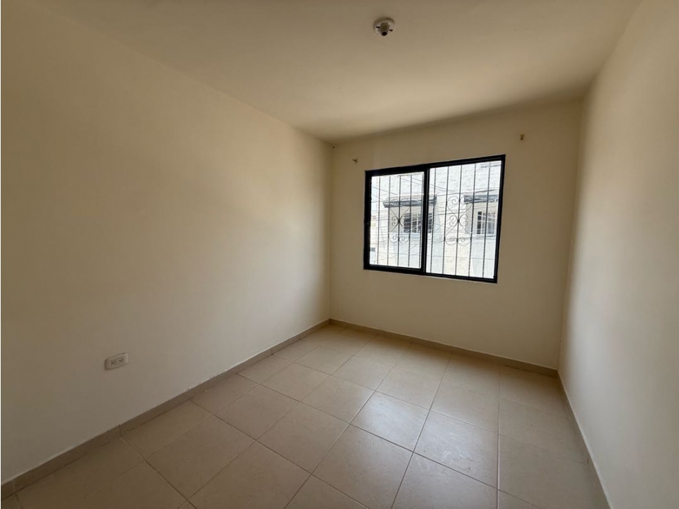SE ALQUILA APARTAESTUDIO DOS AMBIENTES SEGUNDO PISO EL JARDIN — foto 4