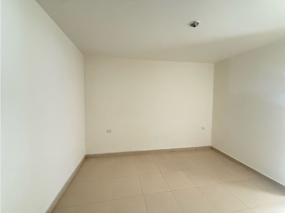SE ALQUILA APARTAESTUDIO DOS AMBIENTES SEGUNDO PISO EL JARDIN — foto 2