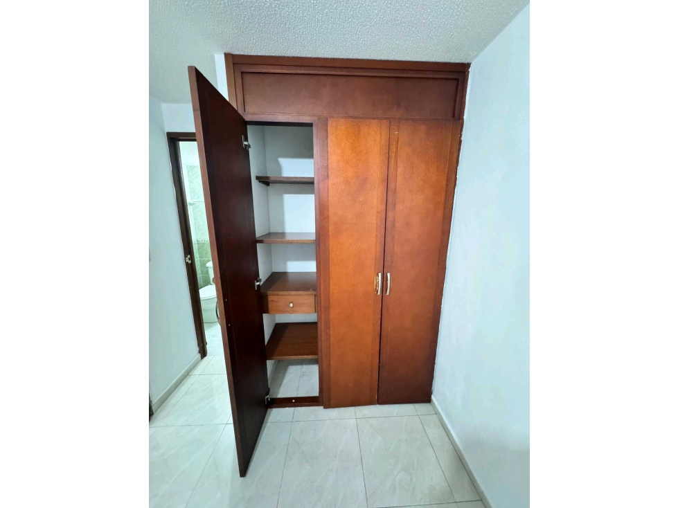 SE ALQUILA APARTAESTUDIO EN PINARES — foto 6
