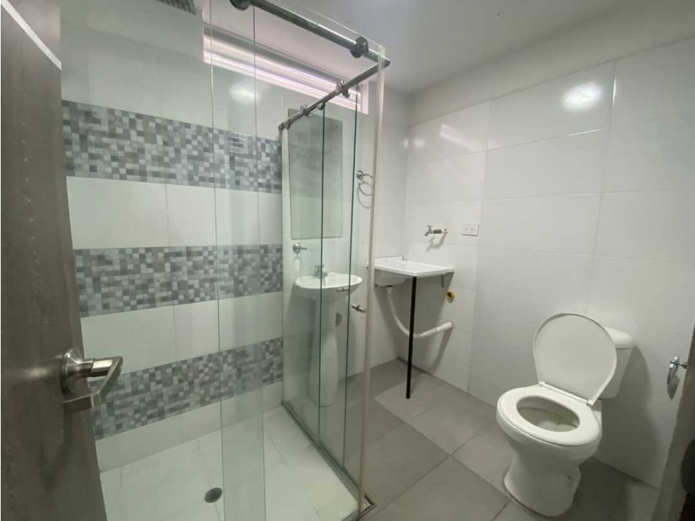 SE ALQUILA APARTAESTUDIO EN PRADOS DEL LIMONAR, SUR DE CALI 681. - 4