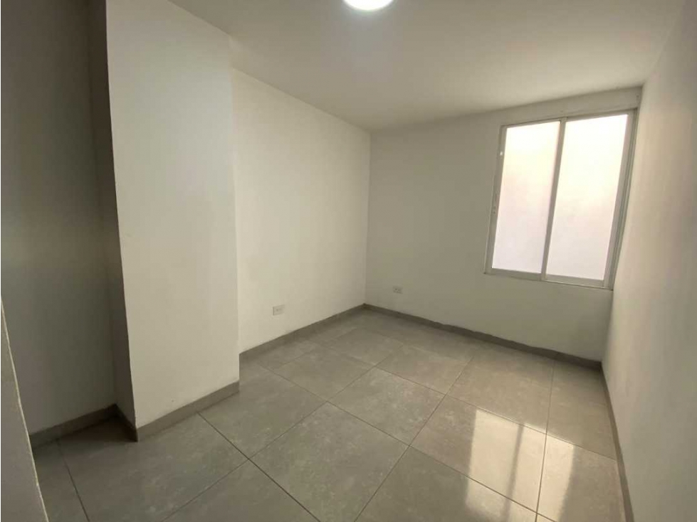 SE ALQUILA APARTAESTUDIO EN PRADOS DEL LIMONAR, SUR DE CALI 681. - 5