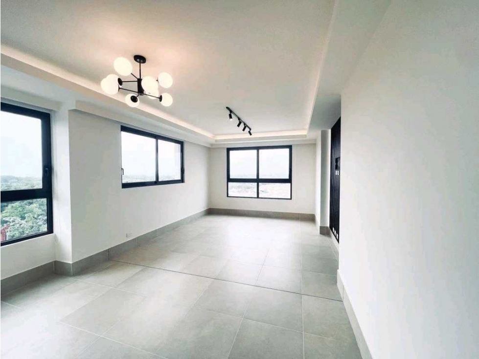 SE ALQUILA APARTAMENTO VACIO EN SANTA MARIA — foto 6