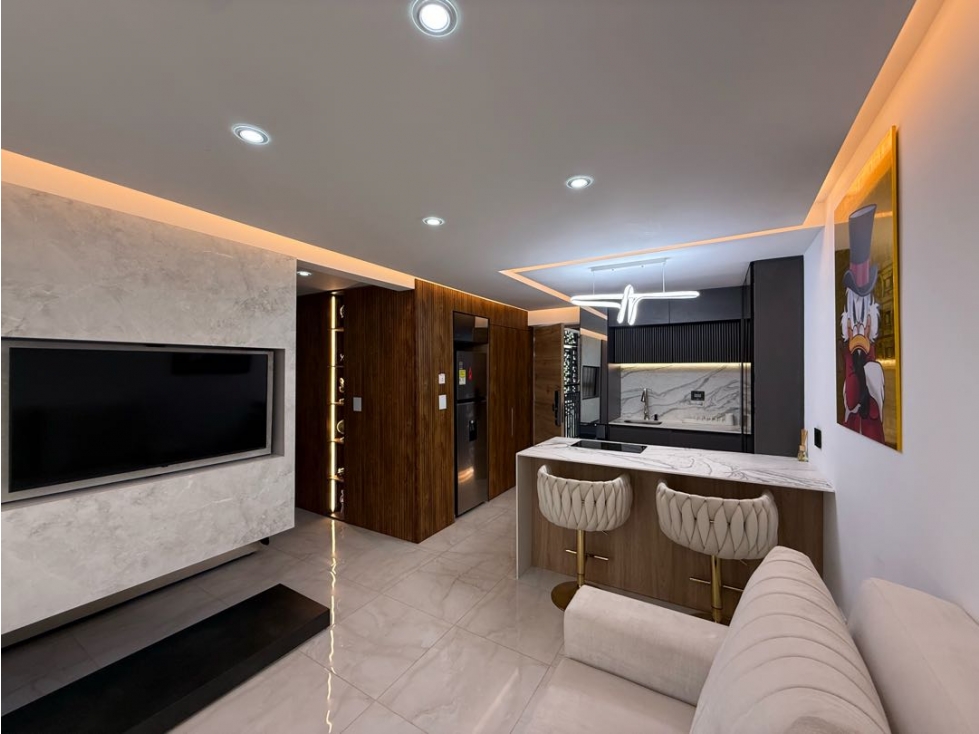 SE VENDE APARTAESTUDIO REMODELADO DE LUJO Y AMOBLADO EN EL REFUGIO — foto 6