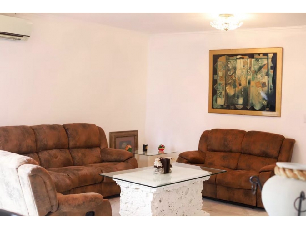 ALQUILER DE APARTAMENTO AMOBLADO EN BELLA VISTA CIUDAD DE PANAMÁ — foto 2