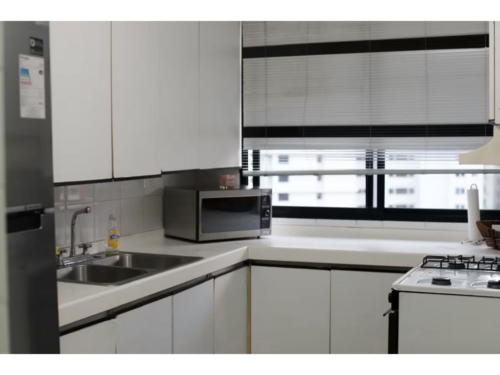 ALQUILER DE APARTAMENTO AMOBLADO EN BELLA VISTA CIUDAD DE PANAMÁ — foto 5