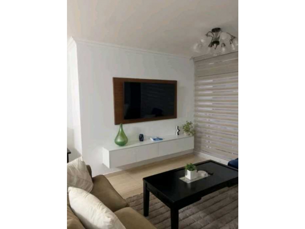 SE ALQUILA APARTAMENTO AMOBLADO