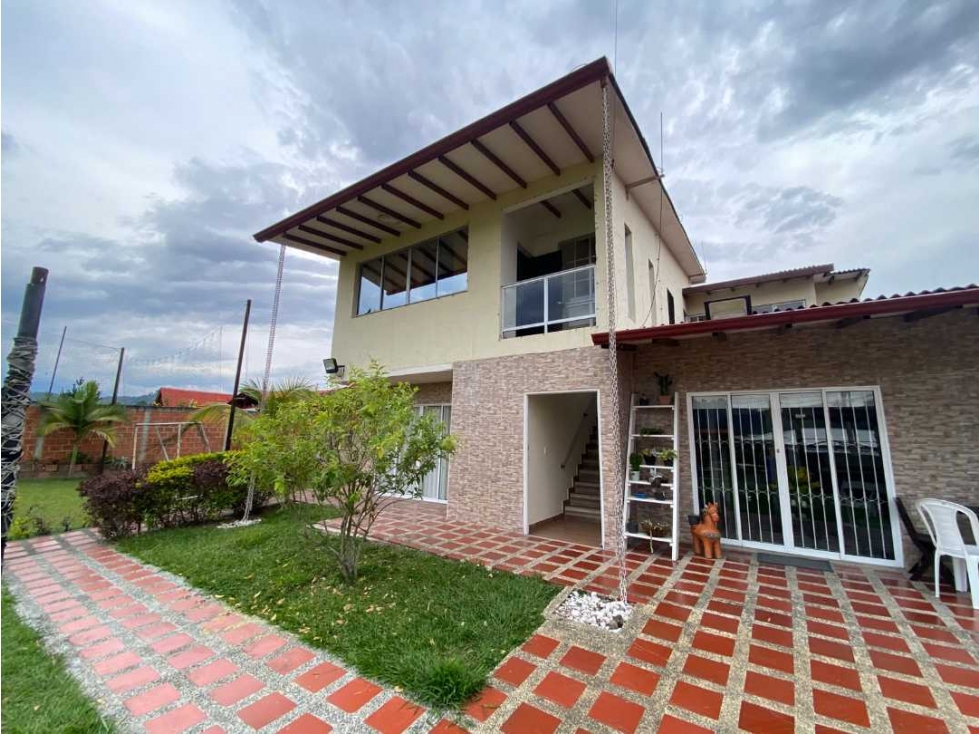 SE ALQUILA APARTAMENTO AMOBLADO O SIN AMOBLAR EN COMBIA - 1