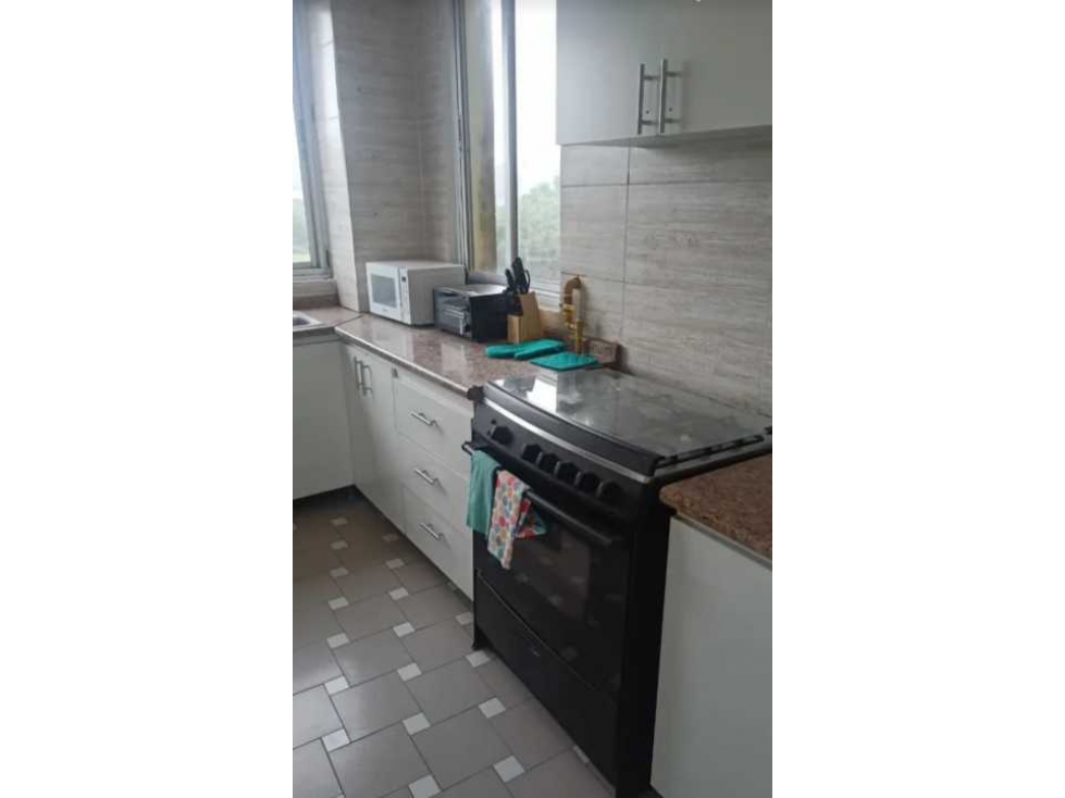 SE ALQUILA APARTAMENTO AMUEBLADO 3 REC EL DORADO — foto 4