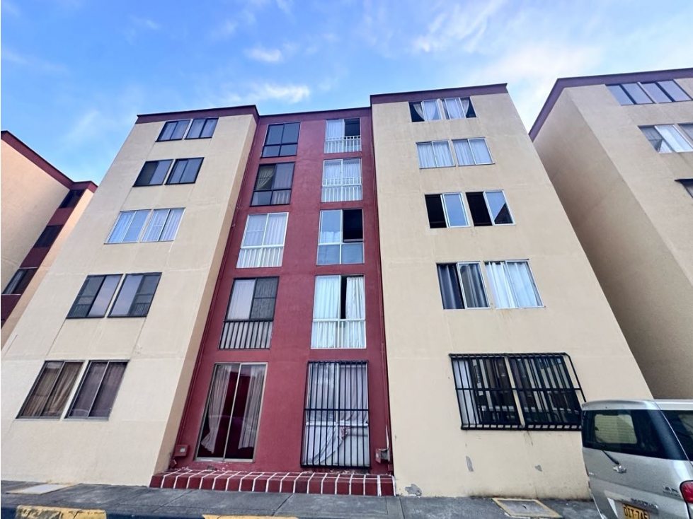 SE ALQUILA APARTAMENTO CALI NORTE BRISAS ALAMOS SAMANES#6 PISO 4 S/A