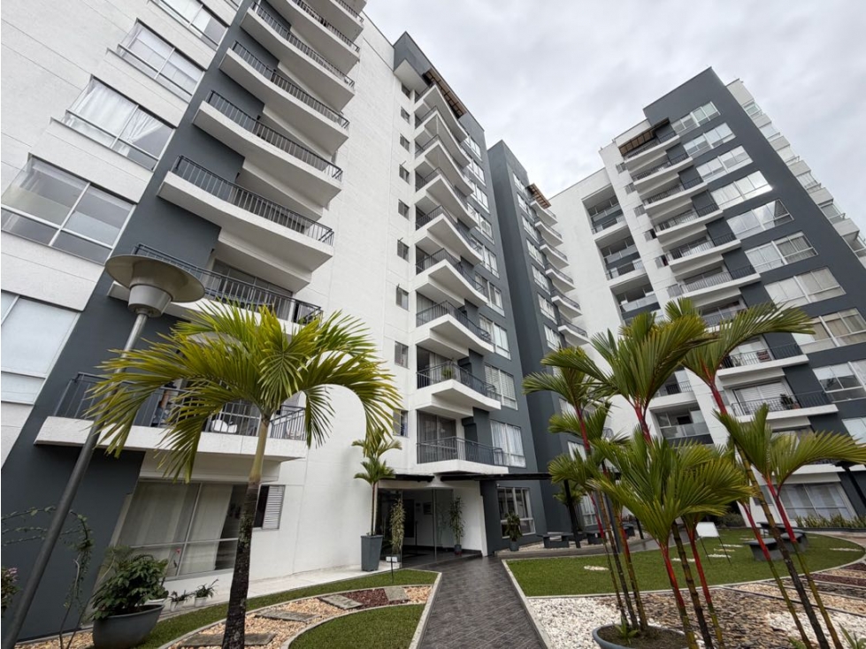 SE ALQUILA APARTAMENTO CIRCUNVALAR-PEREIRA