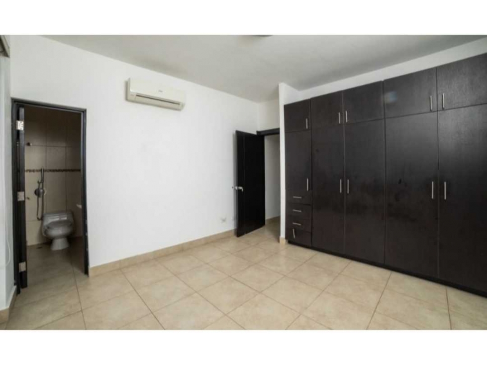 Se Alquila Apartamento con Línea Blanca en Amador — foto 3