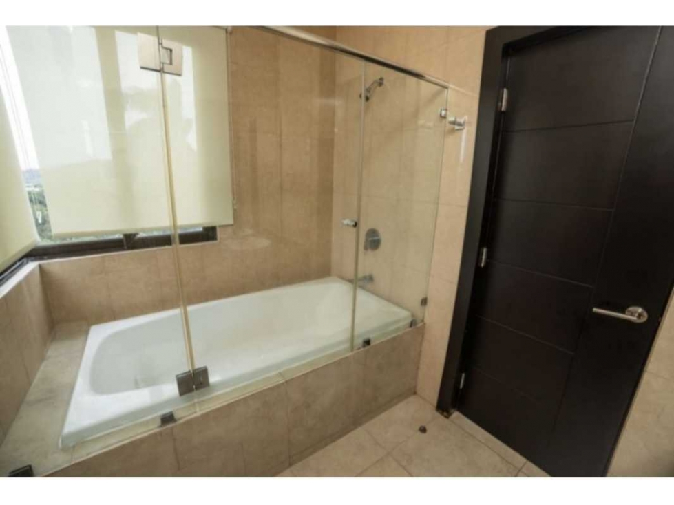 Se Alquila Apartamento con Línea Blanca en Amador — foto 5