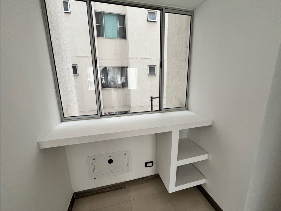 SE ALQUILA APARTAMENTO CR NARANJOS MZ 2 — foto 4