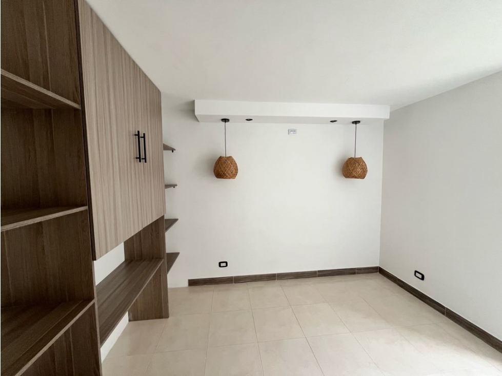 SE ALQUILA APARTAMENTO CR NARANJOS MZ 2 — foto 6