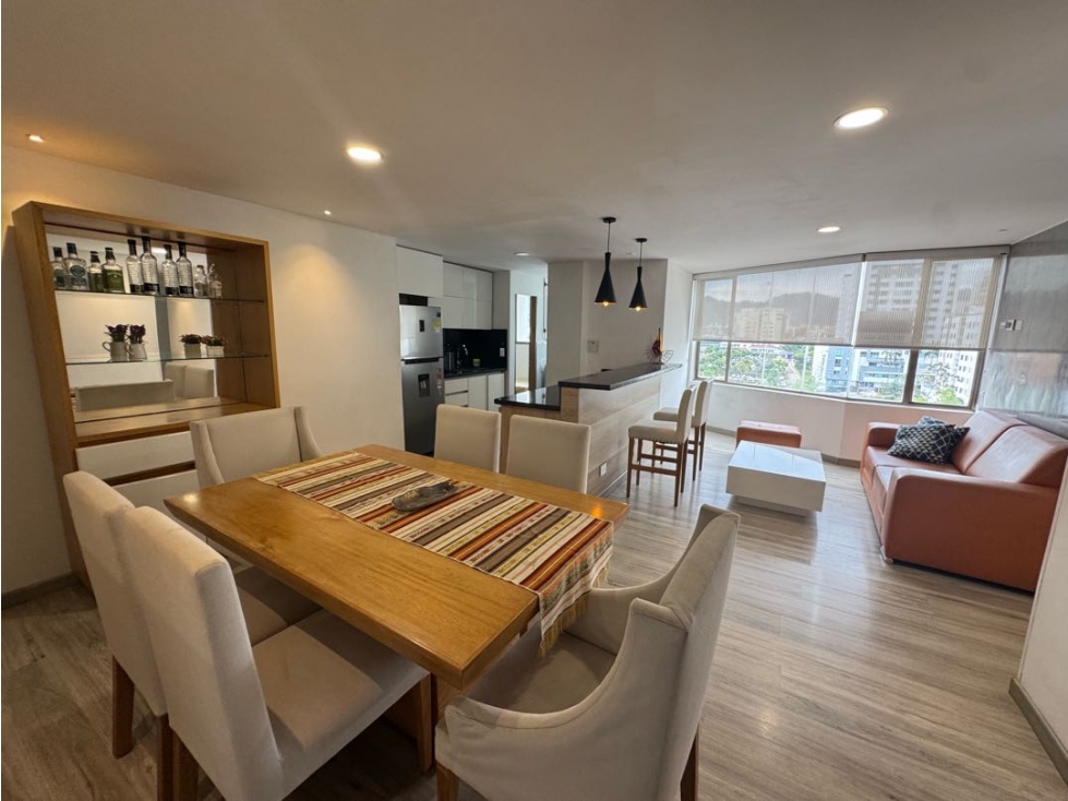 SE ALQUILA APARTAMENTO DE 3 HABITACIÓNES Y CUARTO SERVICIO,ALAMOS — foto 3
