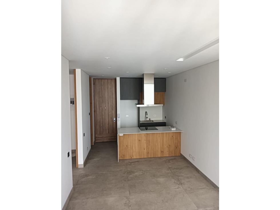Se alquila apartamento en Arboleda