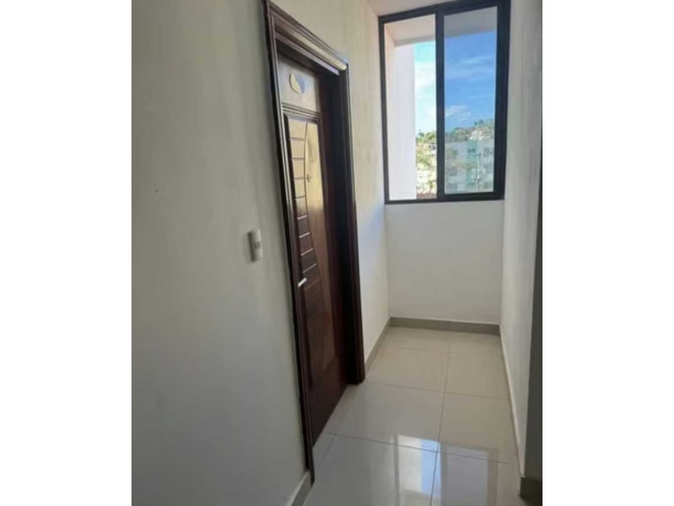 SE ALQUILA APARTAMENTO EN BETANIA EL DORADO — foto 6