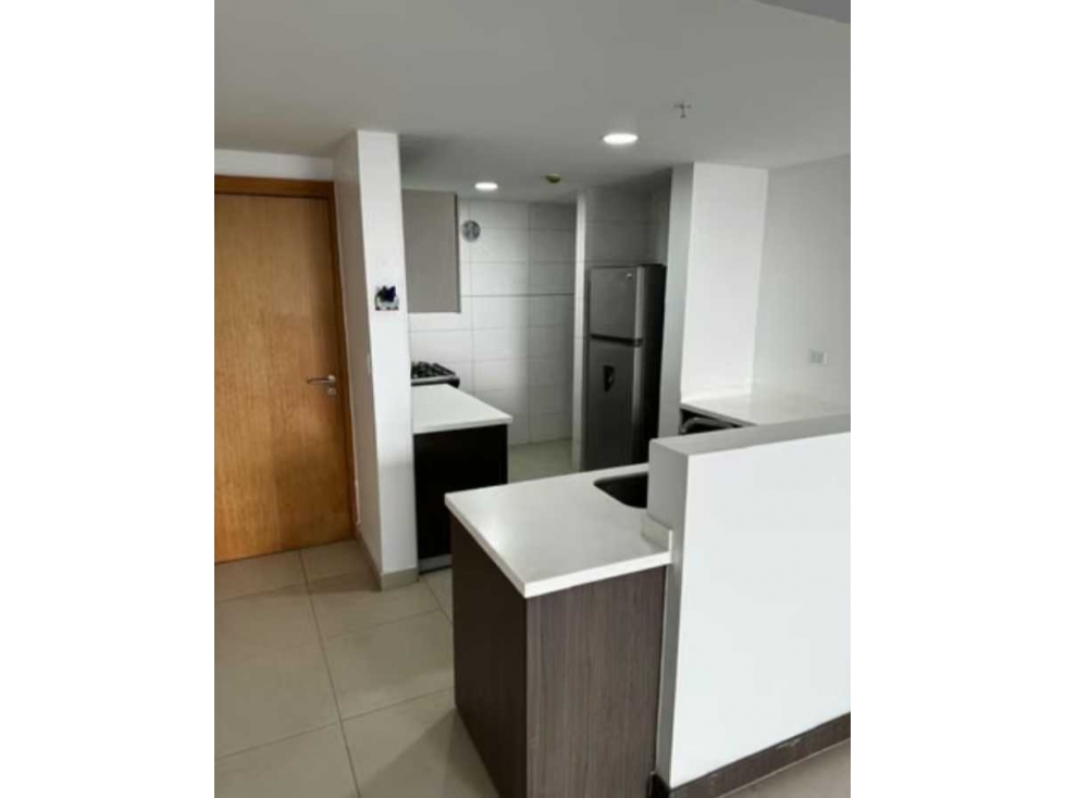 SE ALQUILA APARTAMENTO EN EL CARMEN