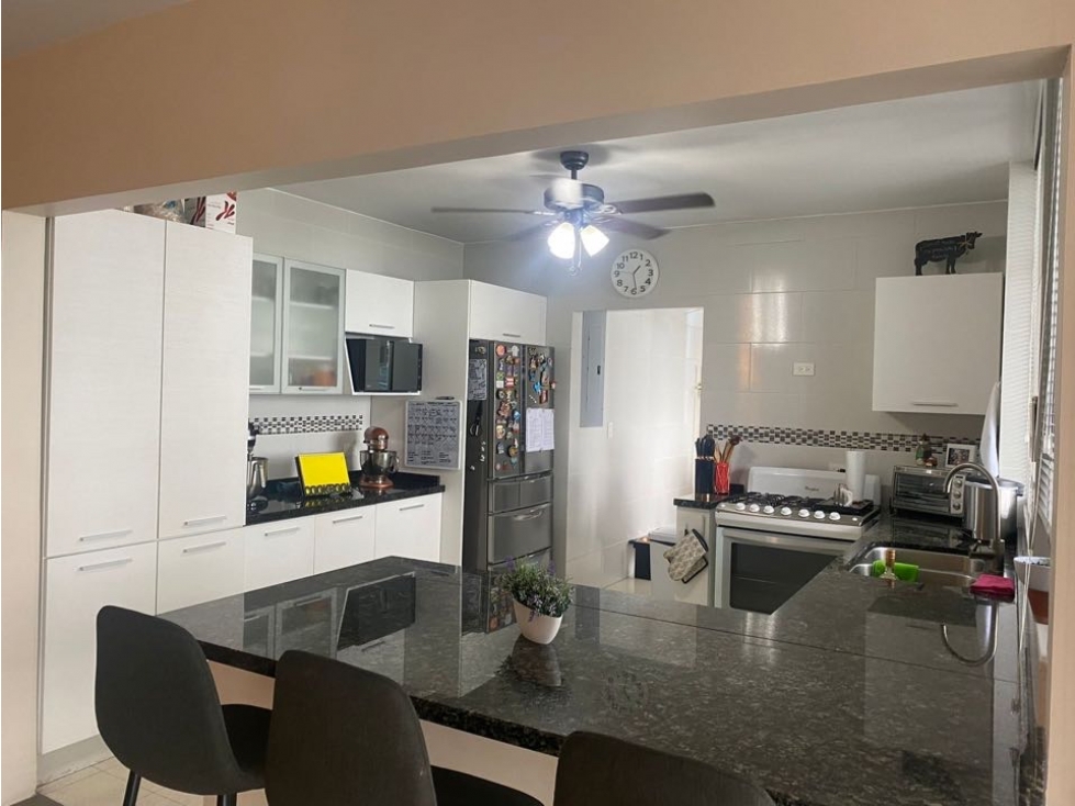 SE ALQUILA APARTAMENTO EN MARBELLA — foto 5