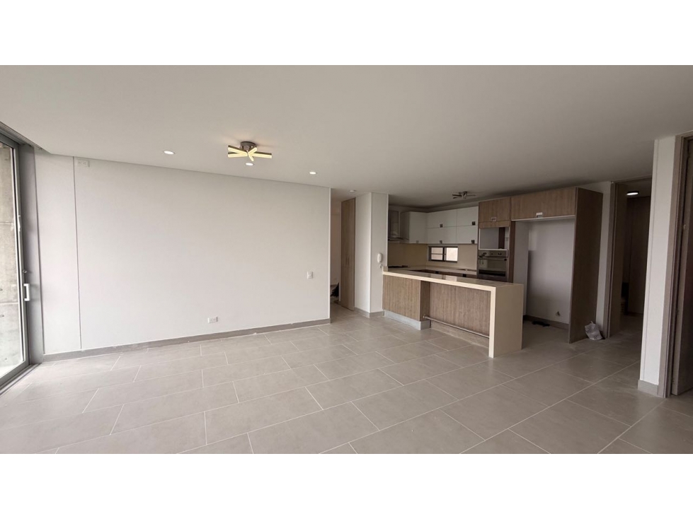 Se alquila apartamento en Pance