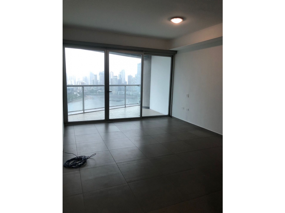 Se alquila apartamento en Yacht club [ cc ]