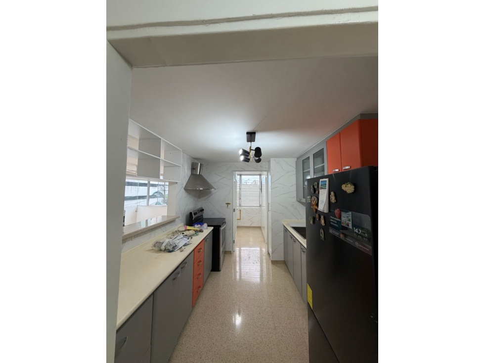 Se alquila apartamento Marbella - Línea blanca — foto 2