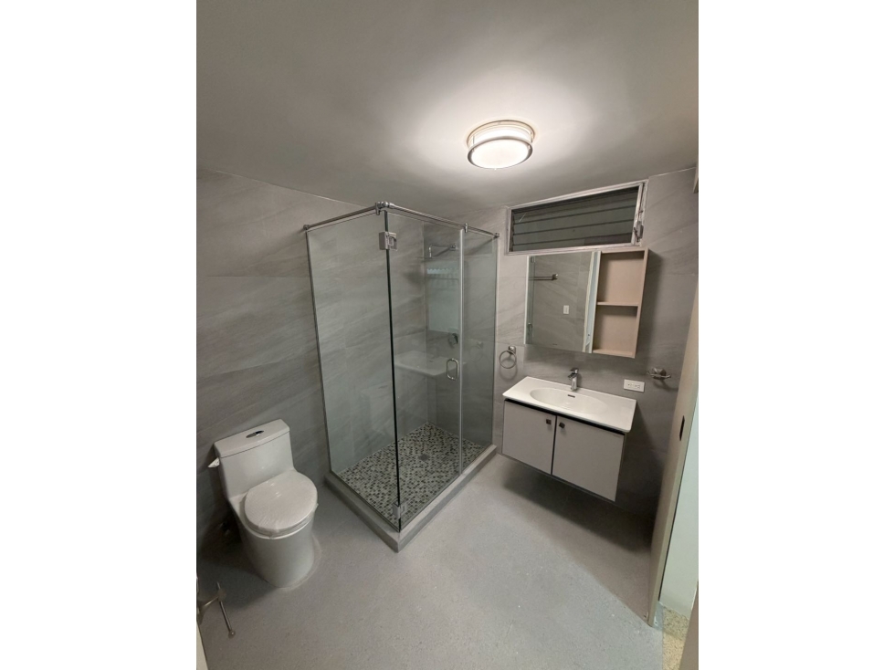 Se alquila apartamento Marbella - Línea blanca — foto 5
