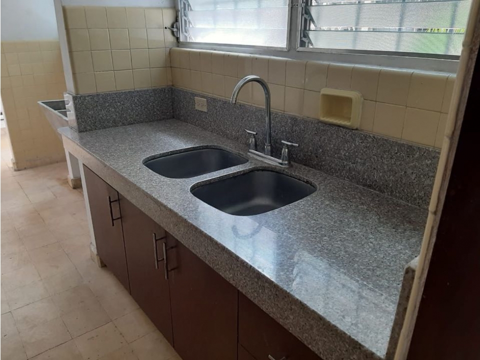 SE ALQUILA APARTAMENTO PH CASARES EL CANGREJO 2 REC +CBE VACIO JP — foto 5