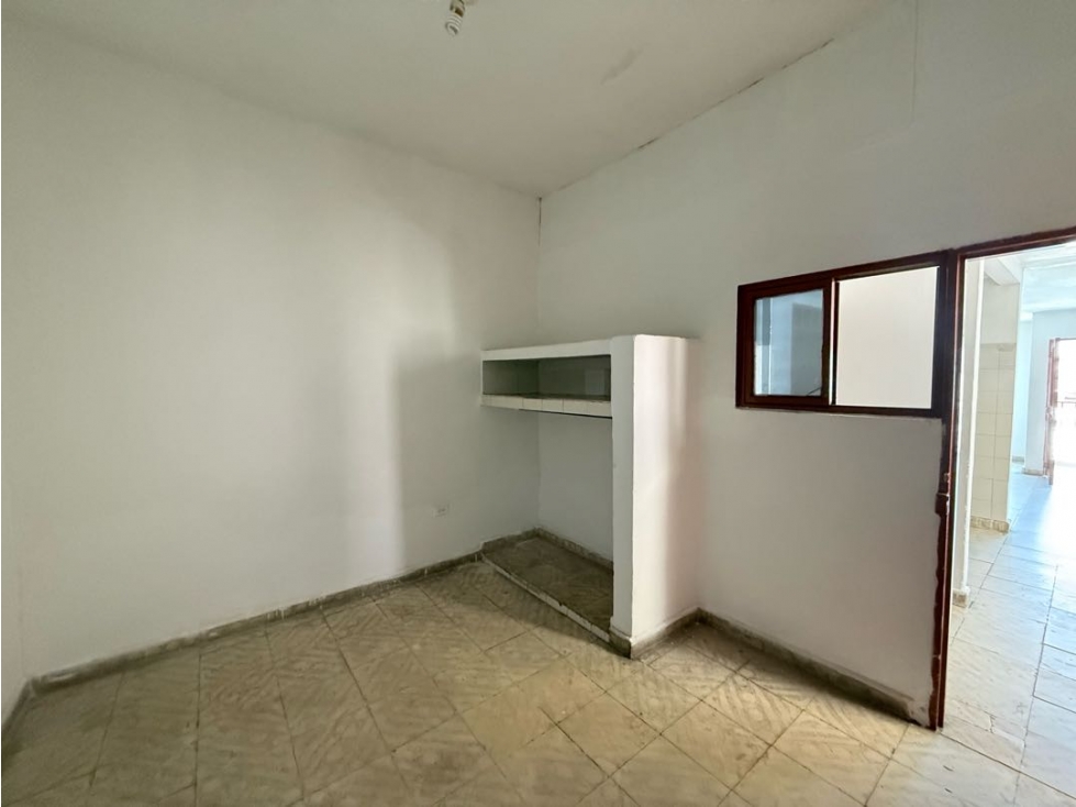 SE ALQUILA APARTAMENTO TERCER PISO DOS HABITACIONES EL JARDIN — foto 4