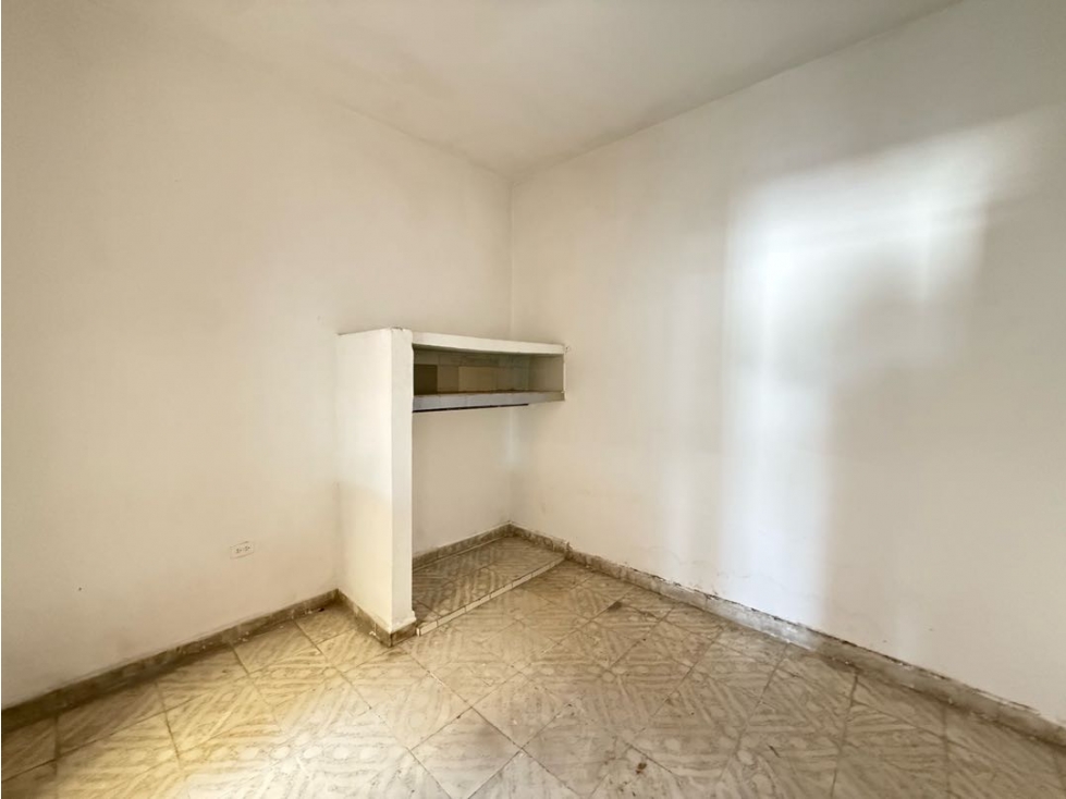 SE ALQUILA APARTAMENTO TERCER PISO DOS HABITACIONES EL JARDIN — foto 5