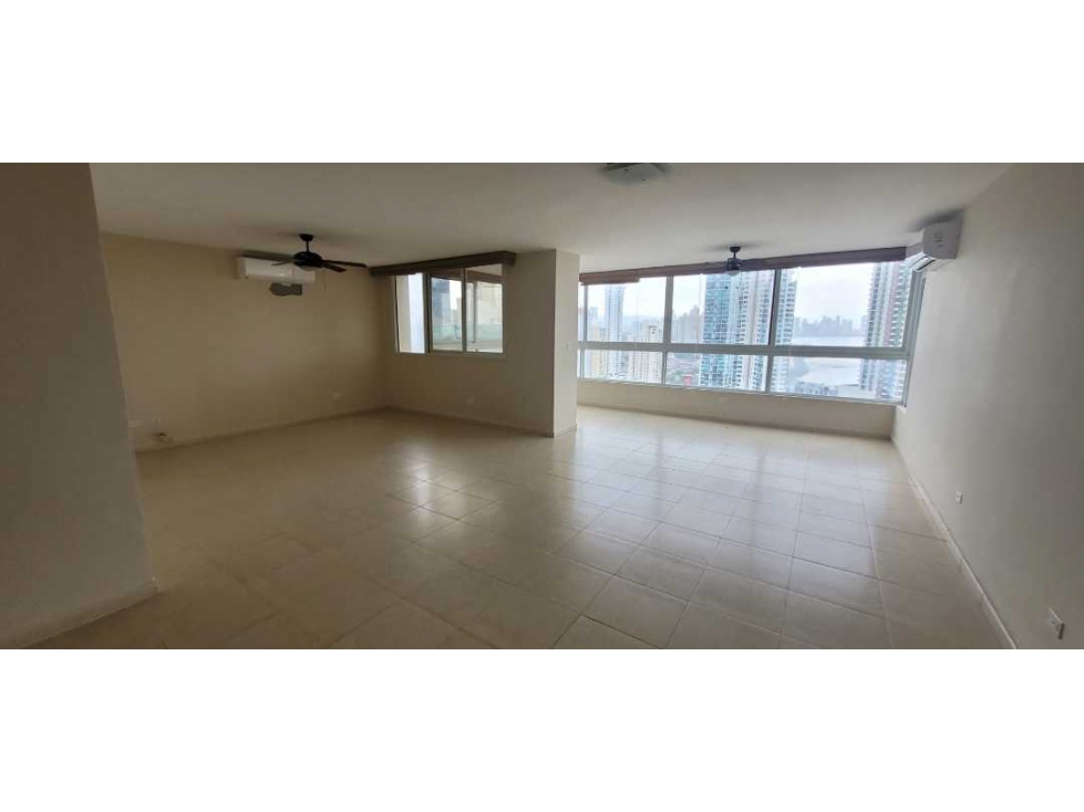 Se Alquila Apt en Punta Pacifica