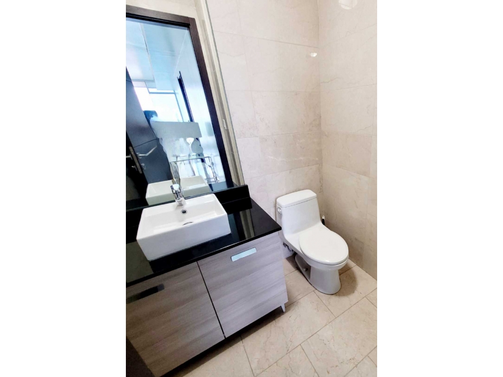 Se Alquila Apto en.Grand Tower modelo H — foto 3
