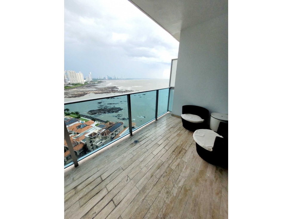 Se Alquila Apto en.Grand Tower modelo H — foto 4