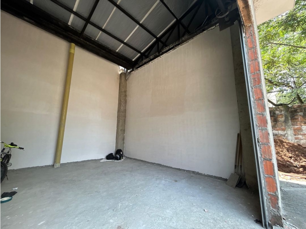 Se alquila bodega terminada ideal para supermercados - 3