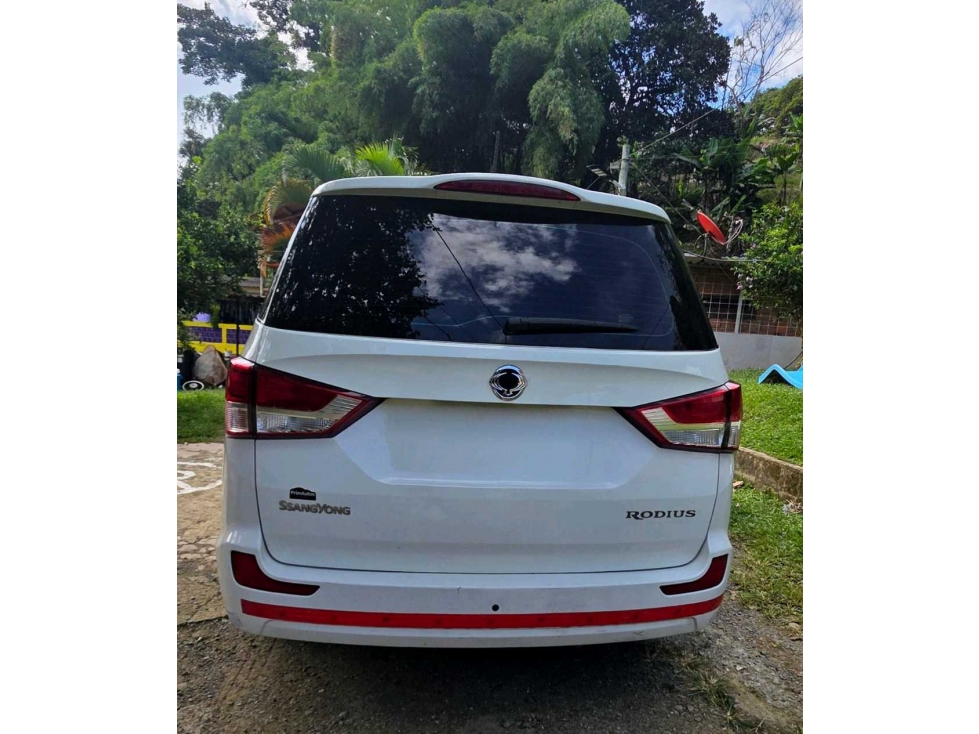 SE ALQUILA CAMIONETA 11 PUESTOS — foto 4